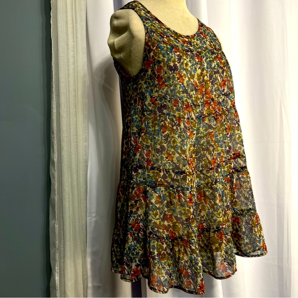 TopShop Women’s Sze 6 Multicolor Tiered Flowy Sleeveless Round Neck Perfect Cond